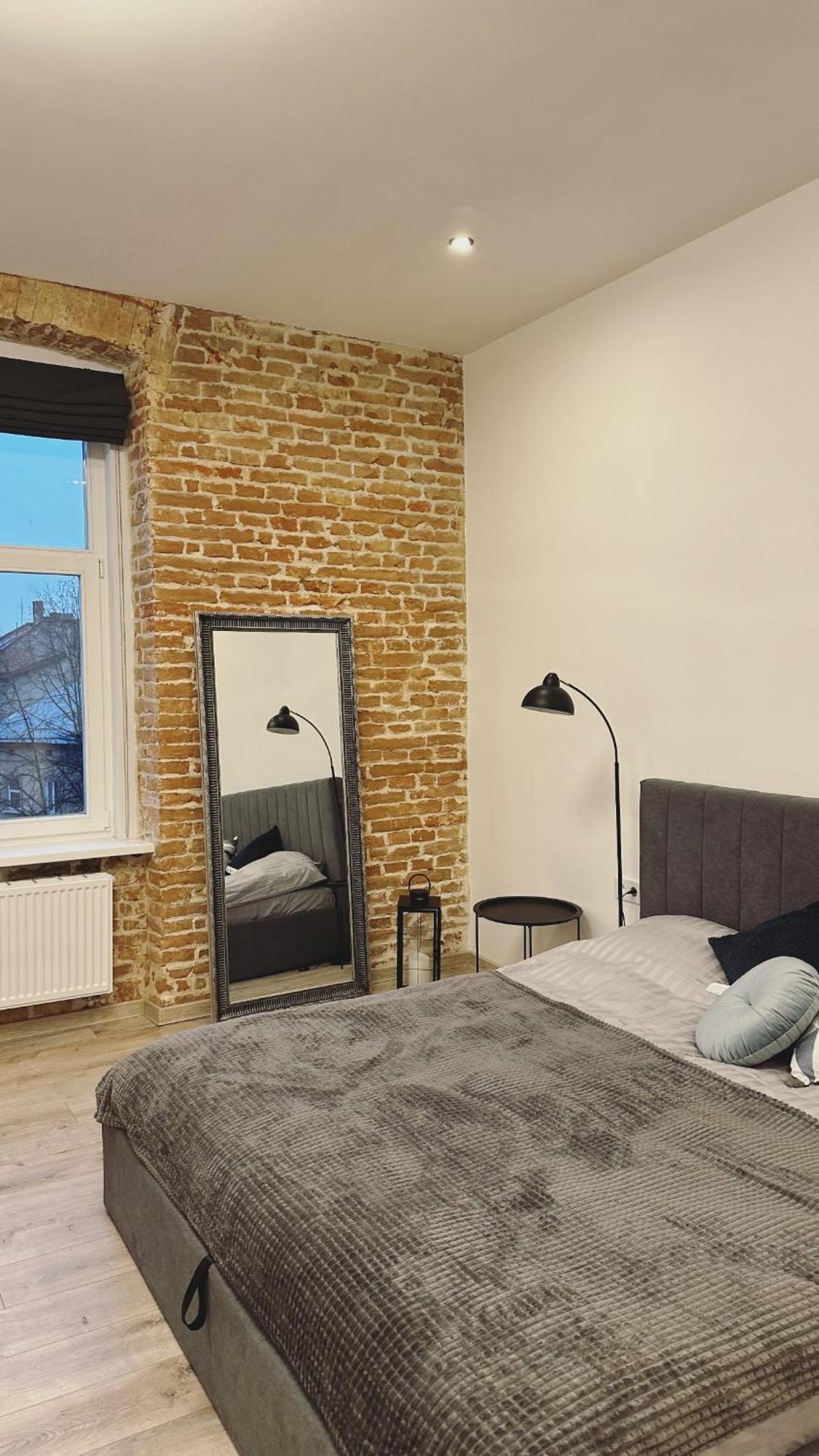 Apartment Vip Virmenska Street Львов Экстерьер фото